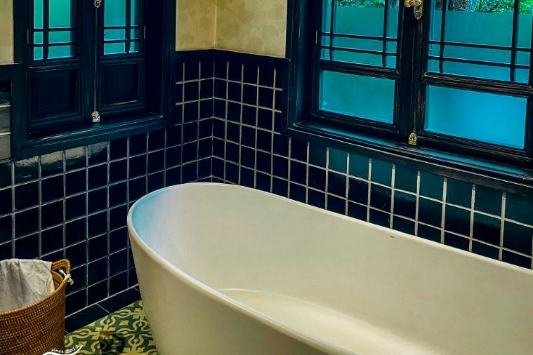 Mountain Verandah Chamber